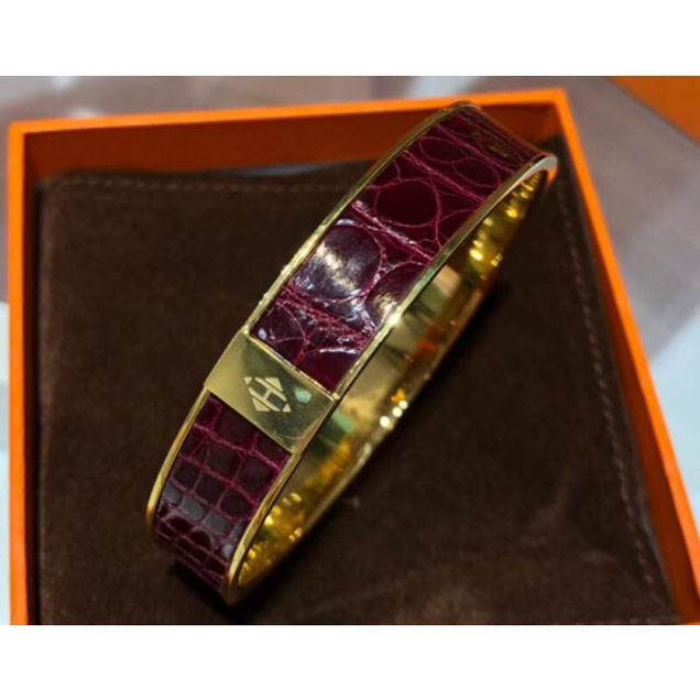 Hermes Crocodile Kawaii Narrow Bracelet Burgundy