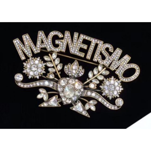 Gucci Magnetismo Crystal Brooch 525214 2018