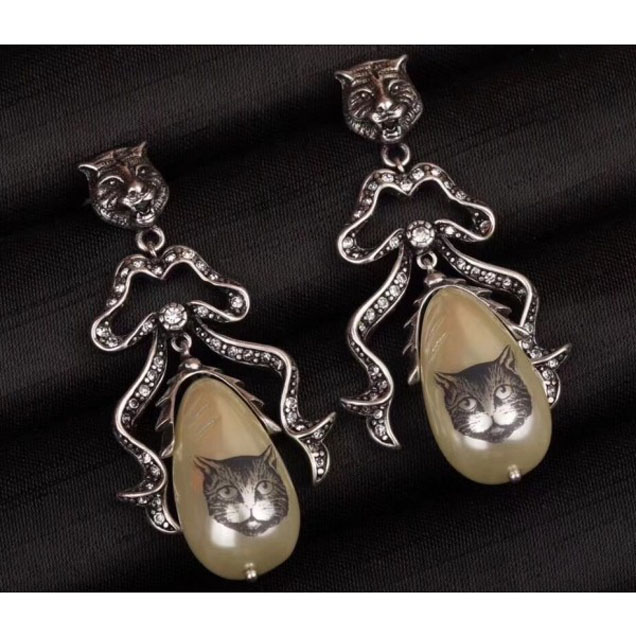 Gucci Feline Head and Cat Pearls Earrings 2018