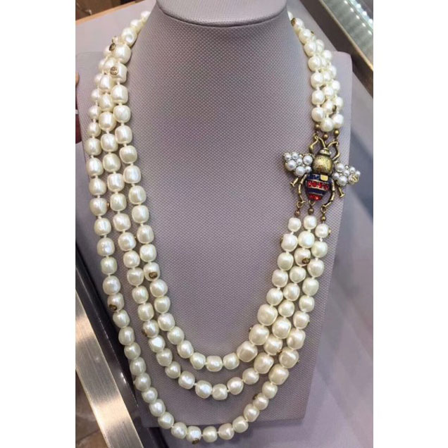 Gucci Glass Pearl Necklace With Bee 489892 2018