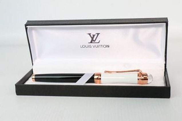 Louis Vuitton Pen 2017 - 84