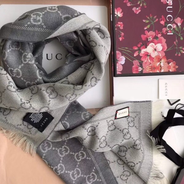 Gucci Wool Scarf Grey 42 2018 Collection