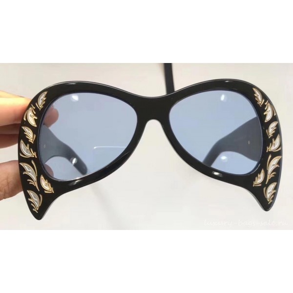 Gucci Oversized Sunglasses with Mother-of-Pearl Details 04