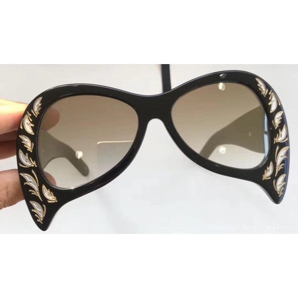 Gucci Oversized Sunglasses with Mother-of-Pearl Details 03