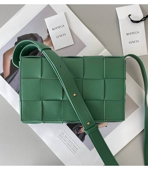 Bottega Veneta Green Original Lambskin Leather Cassette Crossbody Bag