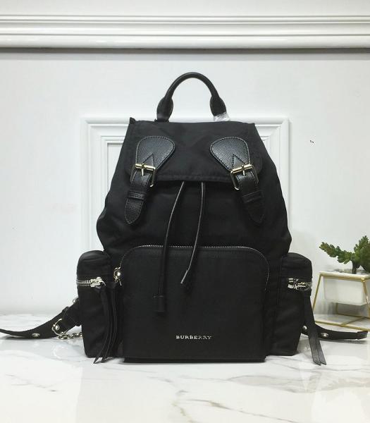 Burberry Rucksack Vintage Check Nylon With Black Original Leather Medium Backpack