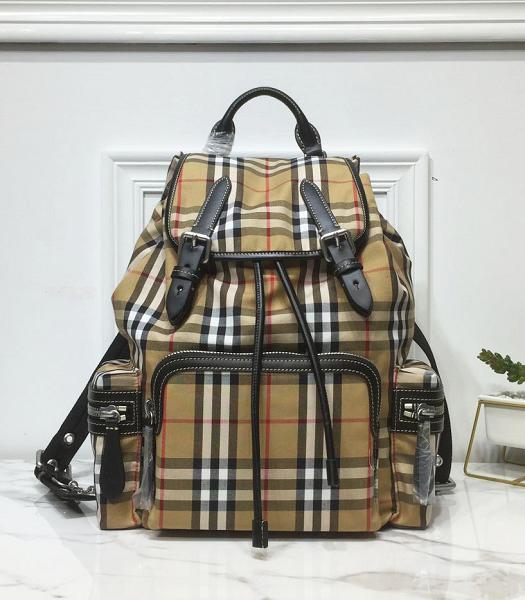 Burberry Rucksack Vintage Check Apricot Nylon With Black Original Leather Medium Backpack