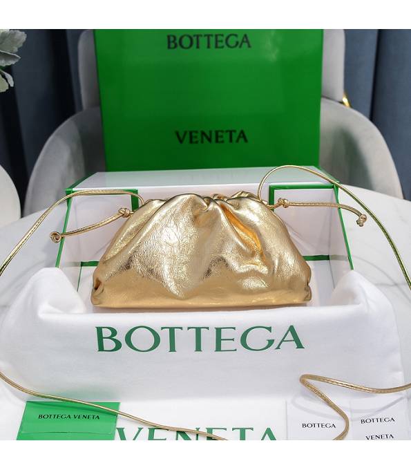 Bottega Veneta Cloud Golden Original Crack Veins Calfskin Leather Mini Pouch