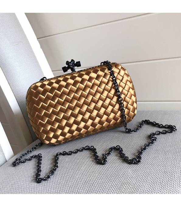 Bottega Veneta Knot Golden Original Weave Leather Clutch With Chain