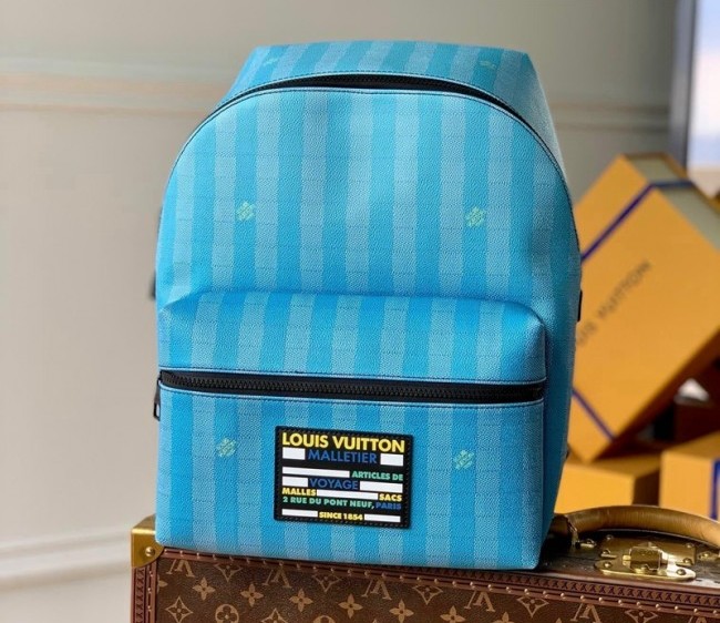 Louis Vuitton Discovery Backpack in Gradient Damier Canvas M59913 Blue 2022