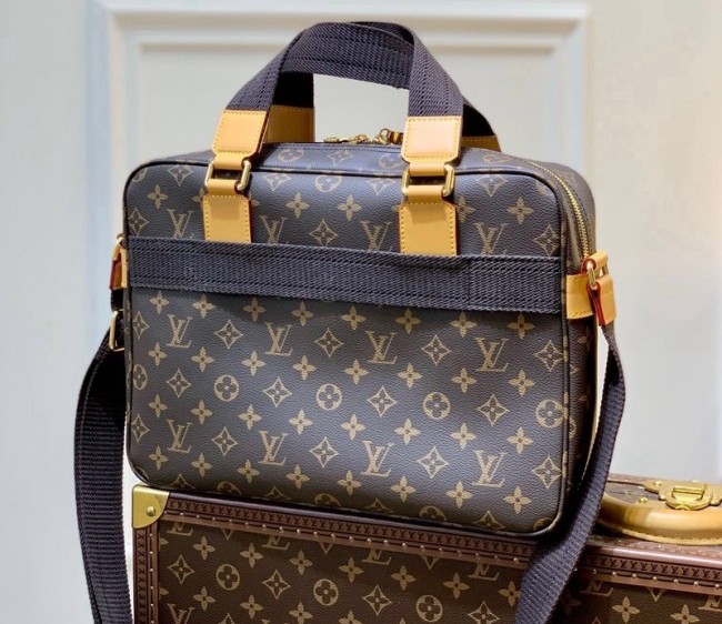 Louis Vuitton Men's Monogram Canvas Vintage Business Bag M40043 2022