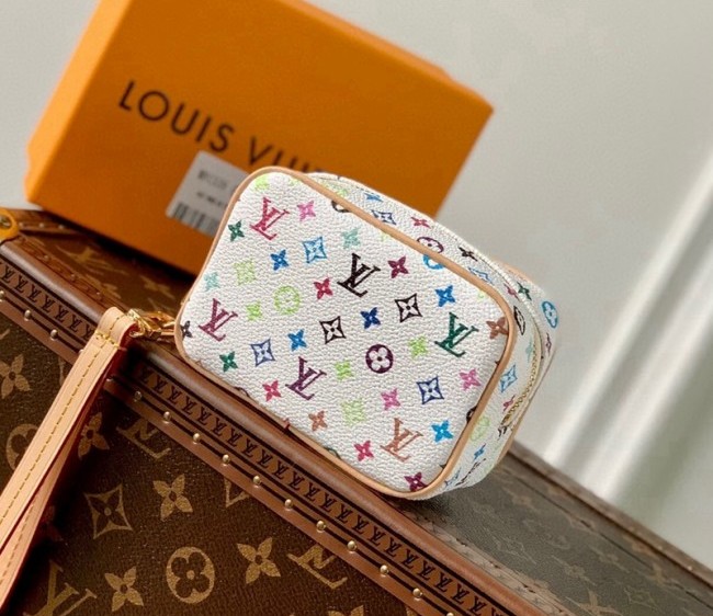 Louis Vuitton Wapity Case Clutch in Monogram Canvas M81339 White 2022