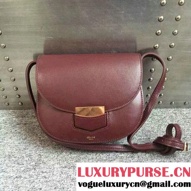 Celine Small Trotteur Bag In Burgundy Smooth Leather Calfskin Spring 2016 (2A011-121906 )