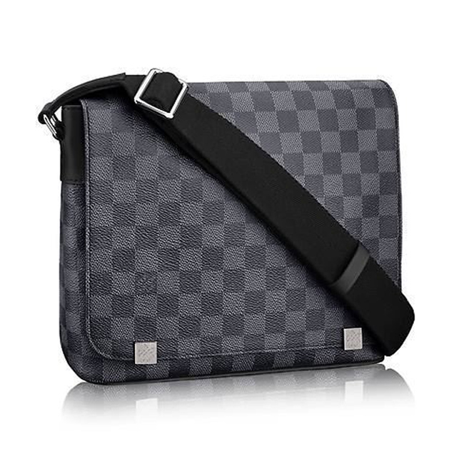 Louis Vuitton District MM Messenger Bag 32cm Damier Graphite Canvas Fall Winter 2018 Collection N41029 Noir