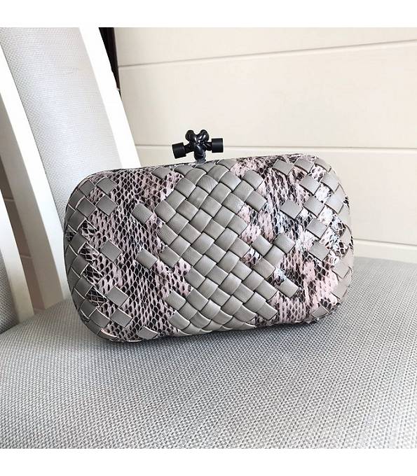 Bottega Veneta Knot Snake Veins Leather With Grey Original Weave Lambskin Clutch