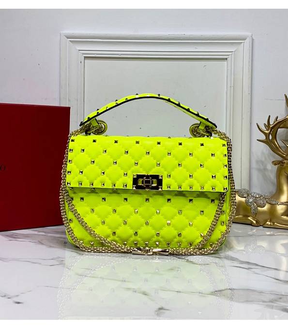 Valentino Garavani Rockstud Spike Yellow Original Lambskin 24cm Top Handle Golden Chain Bag