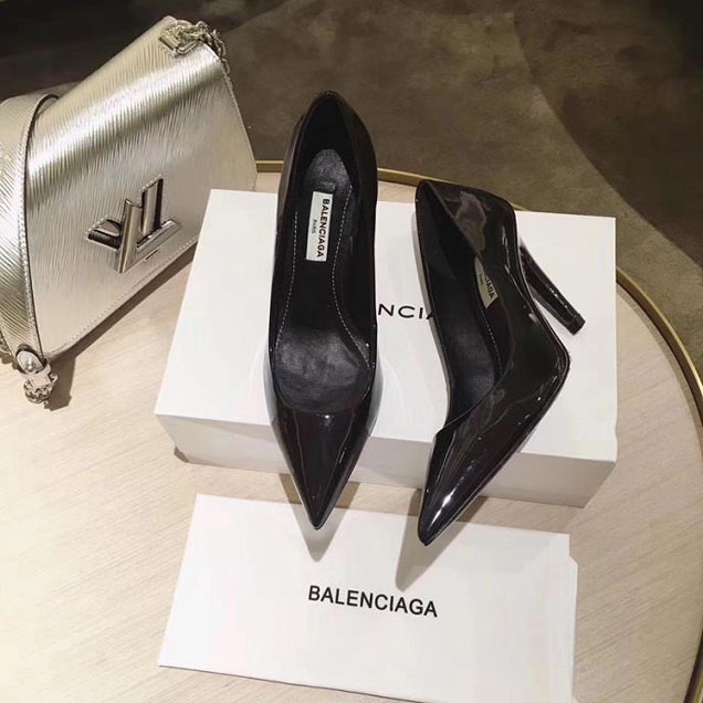 Balenciaga Slash Heel Pumps Calfskin Leather Fall Winter 2017 Collection Black