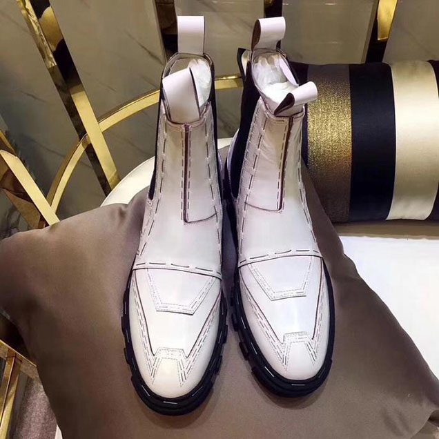 Balenciaga Stapled Leather Chelsea Boots Calfskin Leather Fall Winter 2017 Collection White