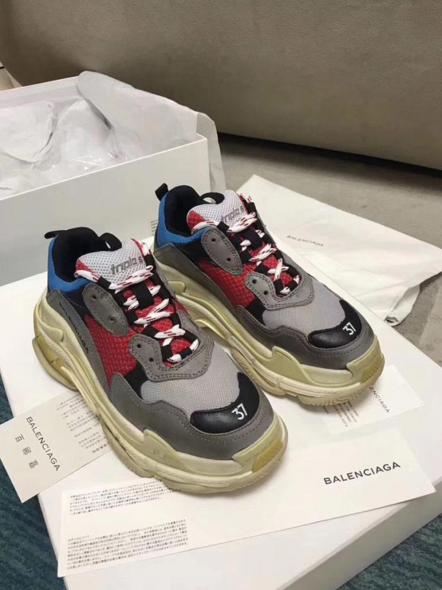 Balenciaga Triple S Mesh and Calfskin Leather Sneakers Fall Winter 2017 Collection Black Grey