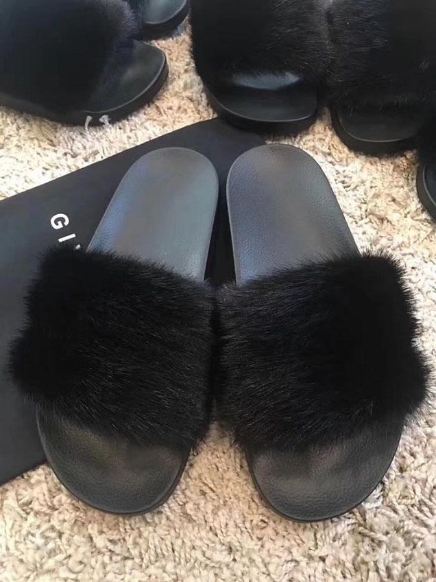 Givenchy Mink Fur Slides Pre-Fall 2017 Bag Collection Black