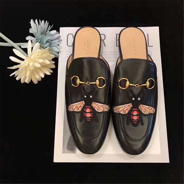 Gucci Princetown Mule Slipper Bee-Appliqué Calfskin Leather Fall Winter 2017 Collection Black