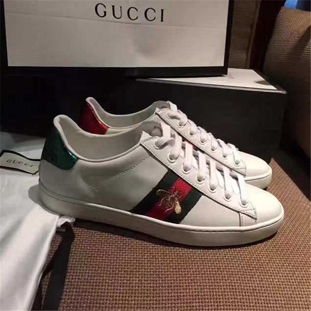 Gucci Ace Bee-Embroidered Leather Low-Top Sneakers Calfskin Leather Fall Winter 2017 Collection White Multi