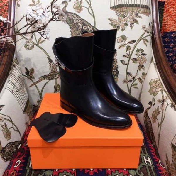 Hermes Kelly Riding Ankle Boots Calfskin Leather Fall/Winter 2018 Collection, Black