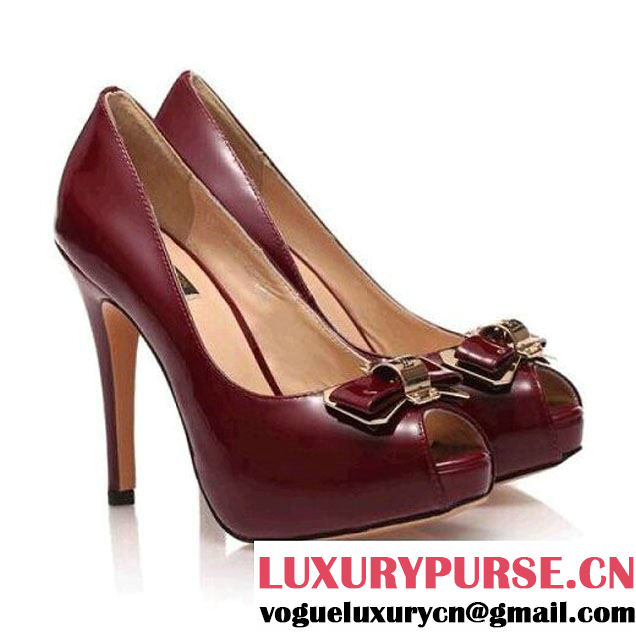 Louis Vuttion patent calfskin peep-toe pump (GD4002-011909 )