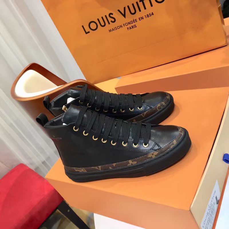 Louis Vuitton DIGITAL EXCLUSIVE HEART SNEAKER BOOT LV916Sy black