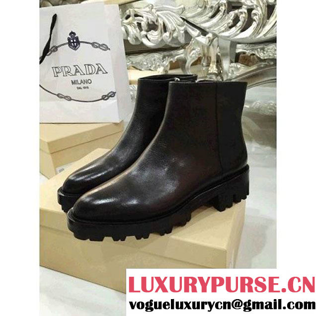 Prada brush-off Calfskin Ankle Boot in Black (GD4005-0217 )