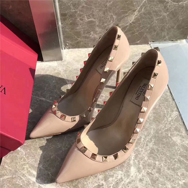 Valentino Garavani Rockstud 100mm Studded Pumps Patent Calfskin Leather Fall Winter 2017 Collection Beige